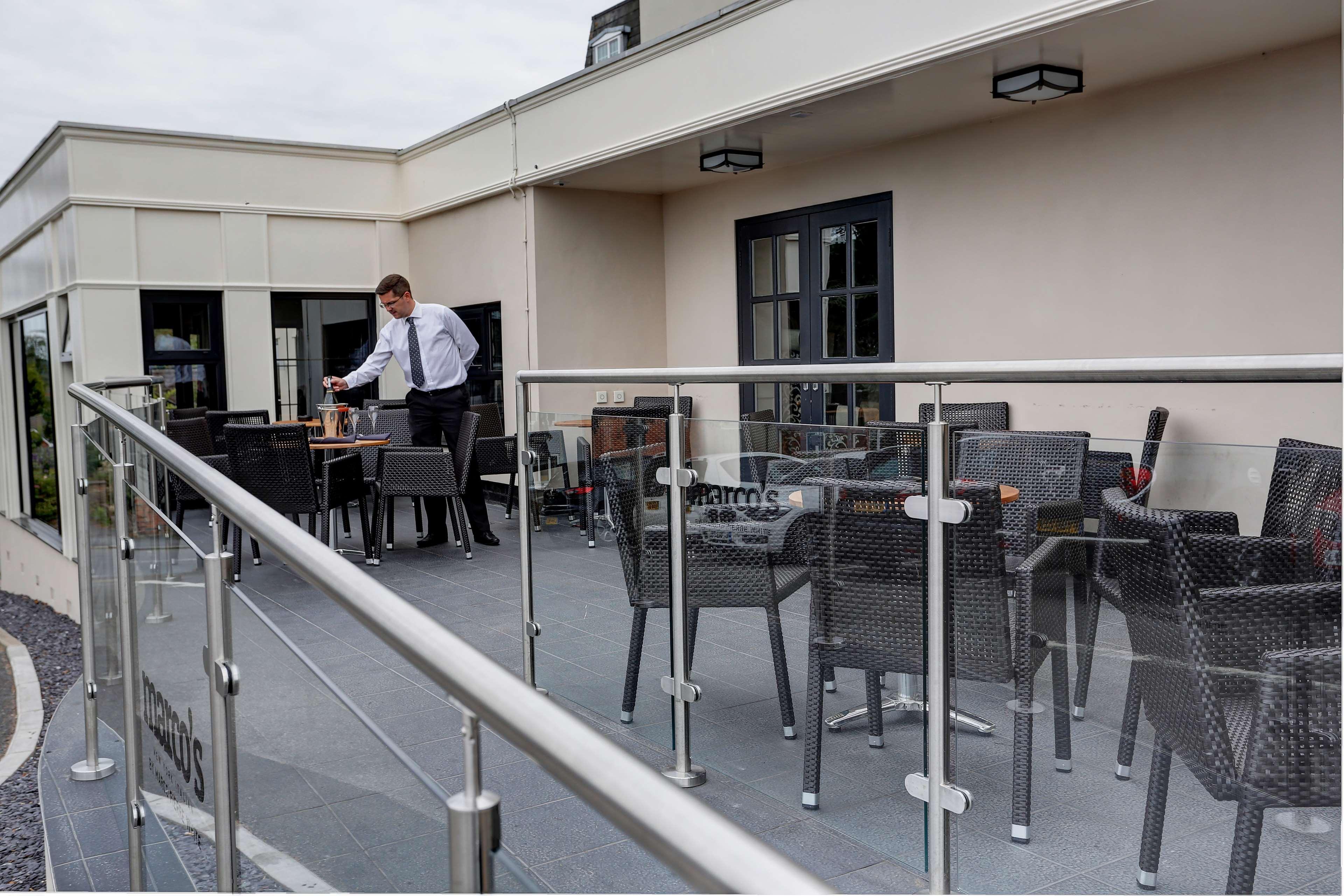 Crowne Plaza East Midlands Airport By Ihg Hotel Derby Exterior photo