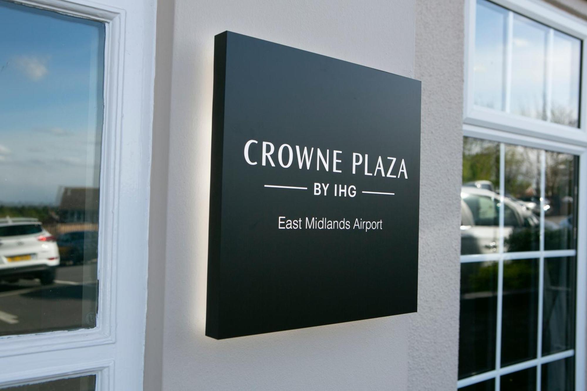 Crowne Plaza East Midlands Airport By Ihg Hotel Derby Exterior photo
