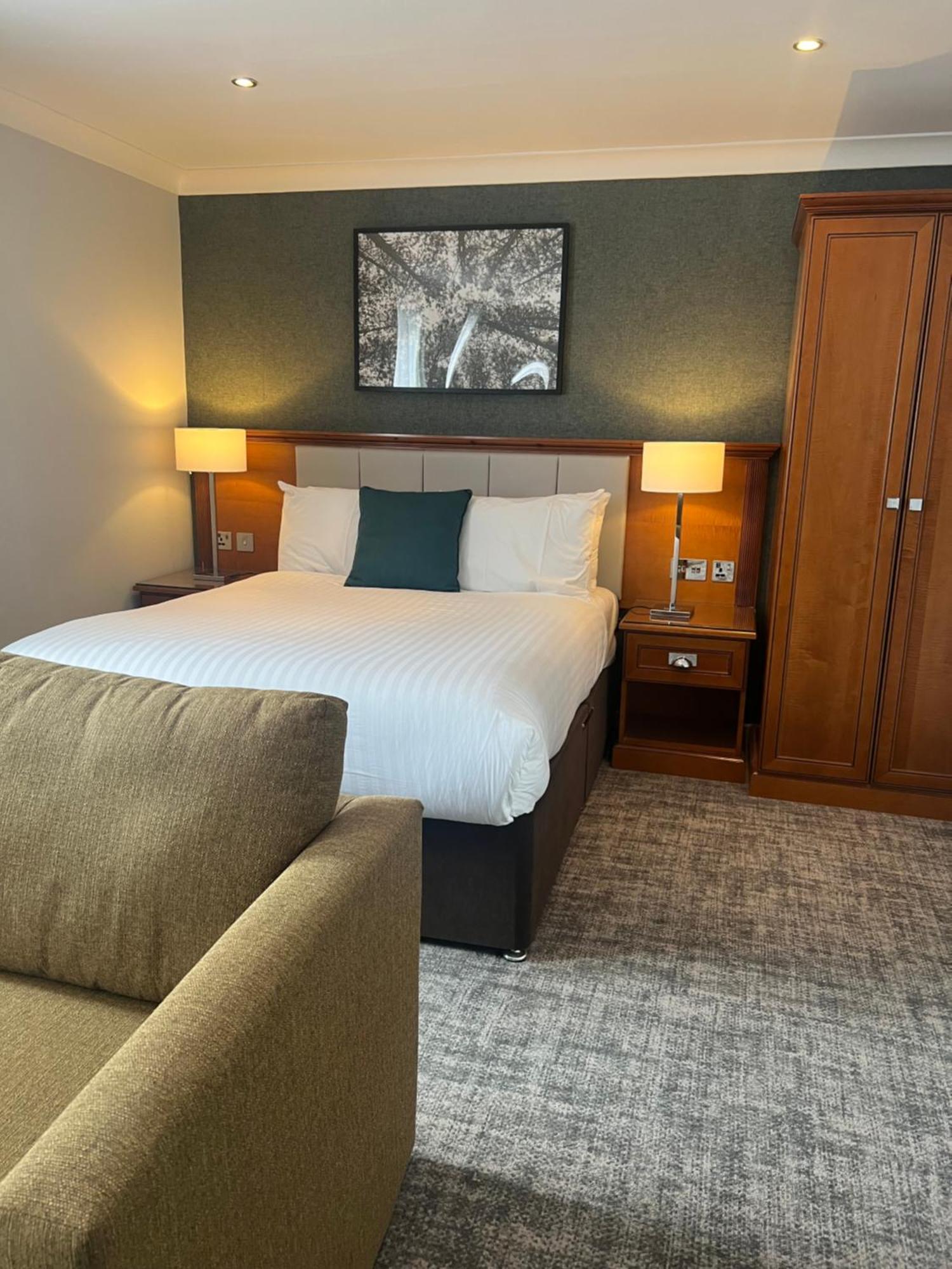 Crowne Plaza East Midlands Airport By Ihg Hotel Derby Exterior photo
